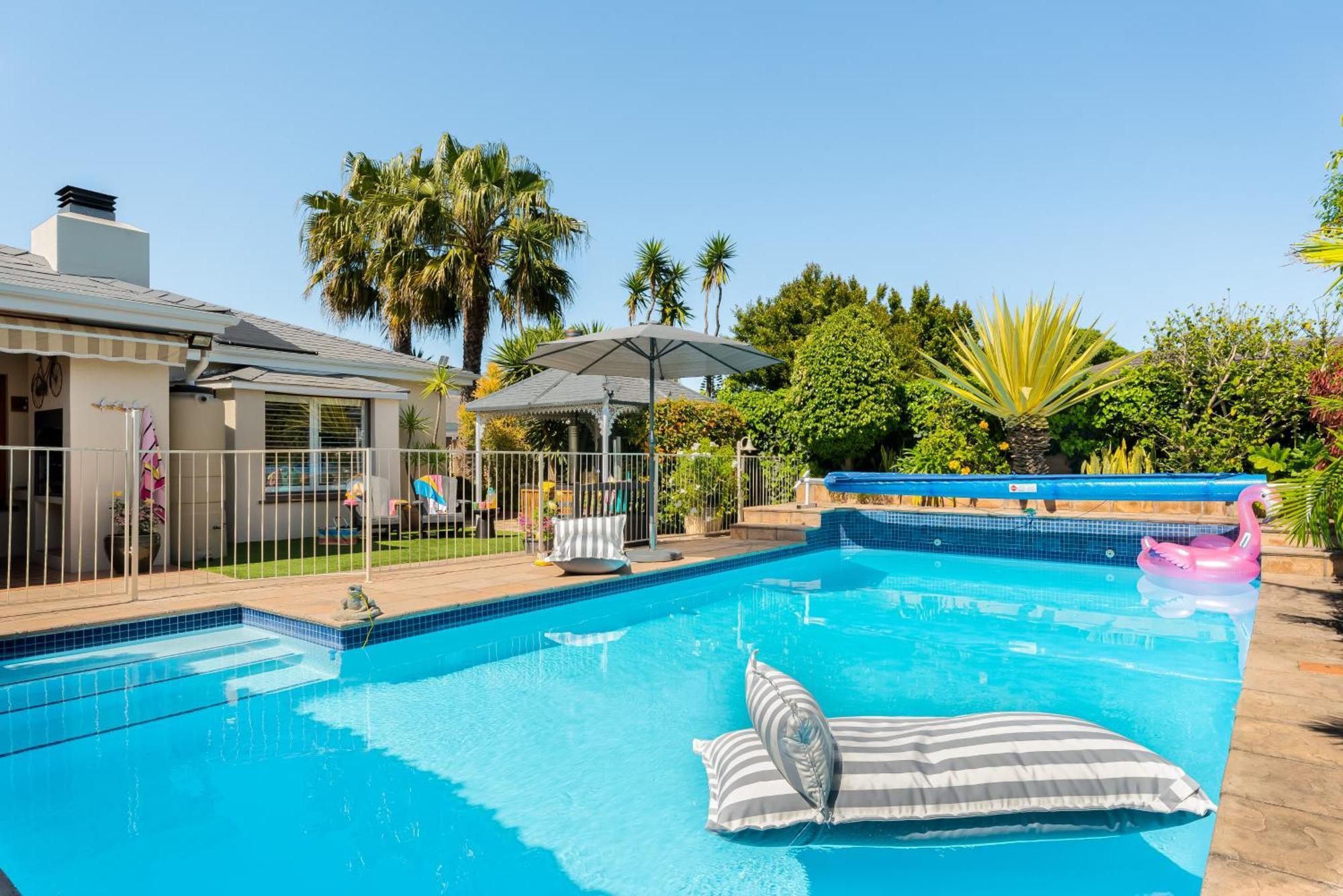 Meerendal Cottage-Affordable Luxury-Private Garden With Pool & Hot Tub Кейптаун Екстер'єр фото